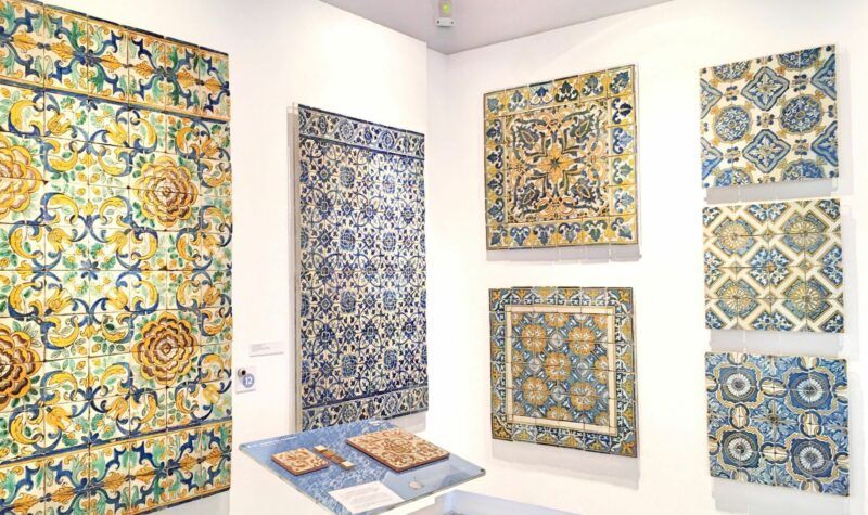 Various azulejos