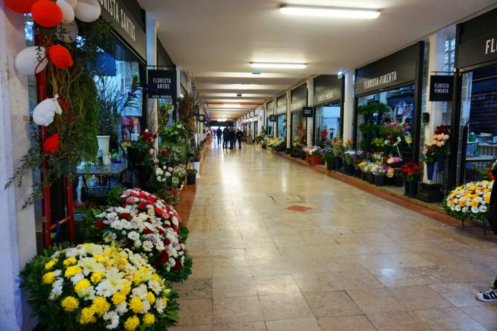 Flowers at Mercado da Ribeira