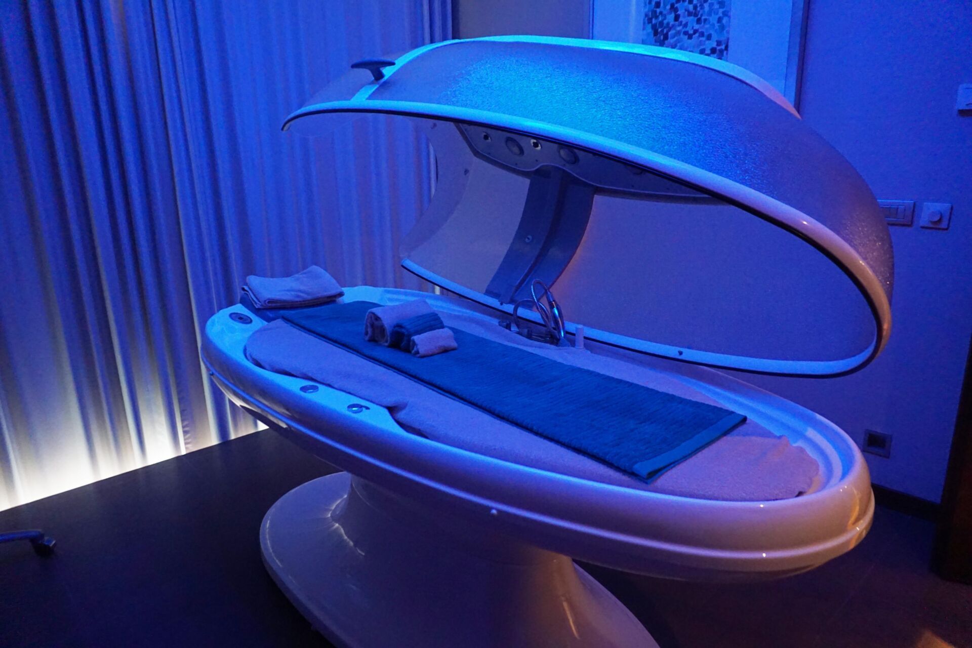 THE SPA therapy room capsule