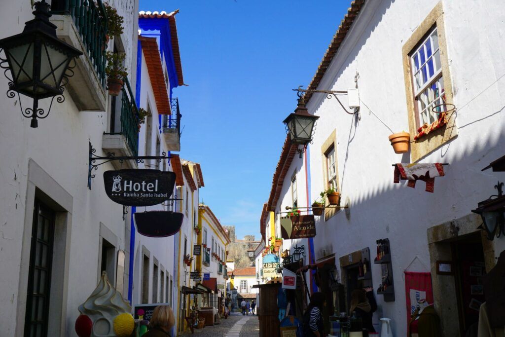 Shopping in Obidos