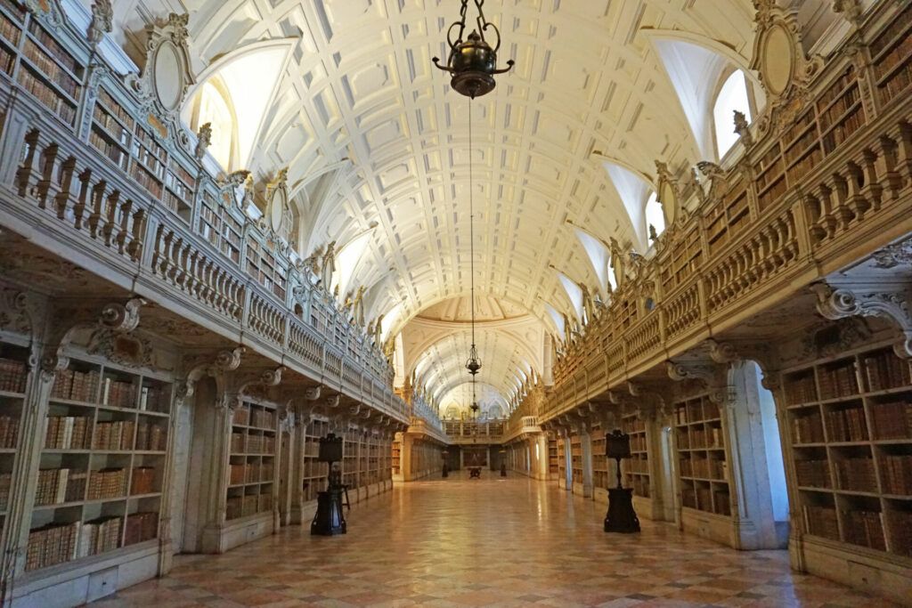 Library Palácio Nacional de Mafra