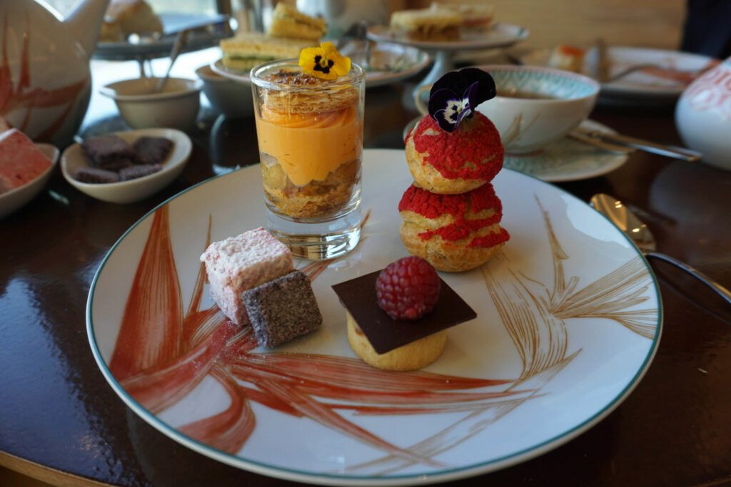 Petit fours Corinthia Hotel