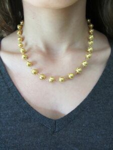 Julia gold necklace 5 3