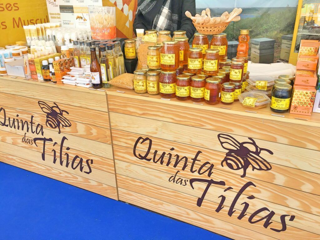 Honey at the Mercado da Baixa