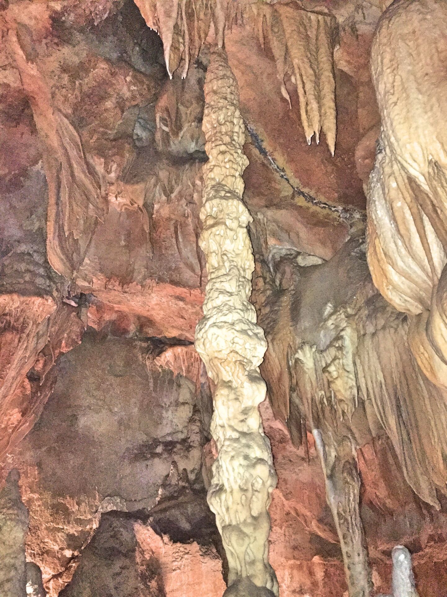 Column - Santo António caves