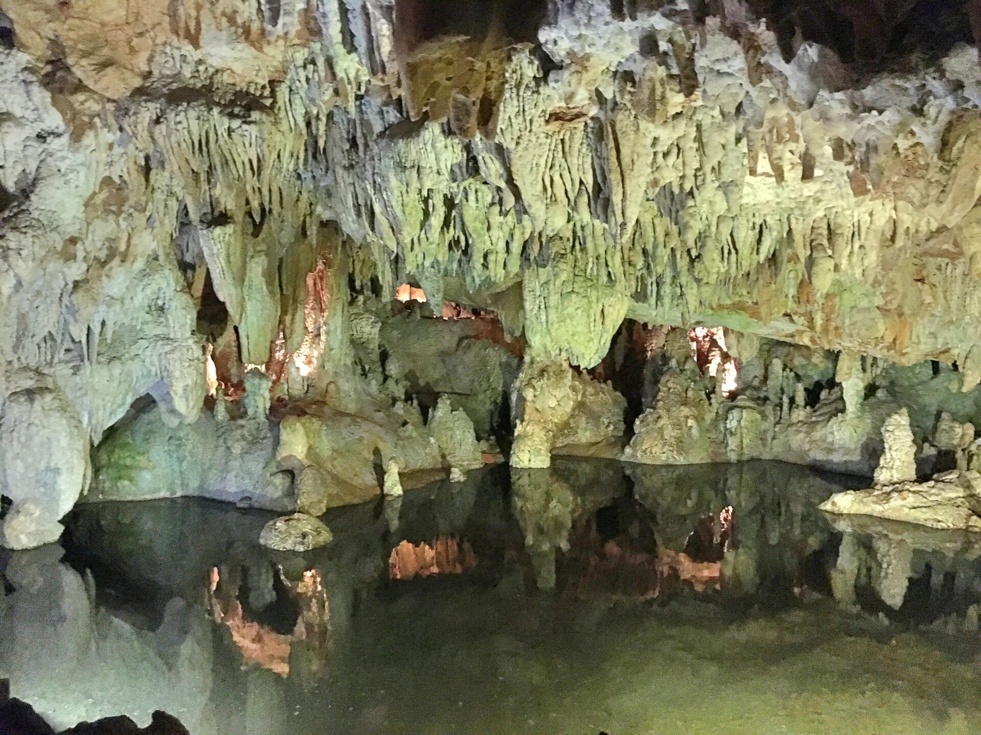 Reflections - Santo António caves