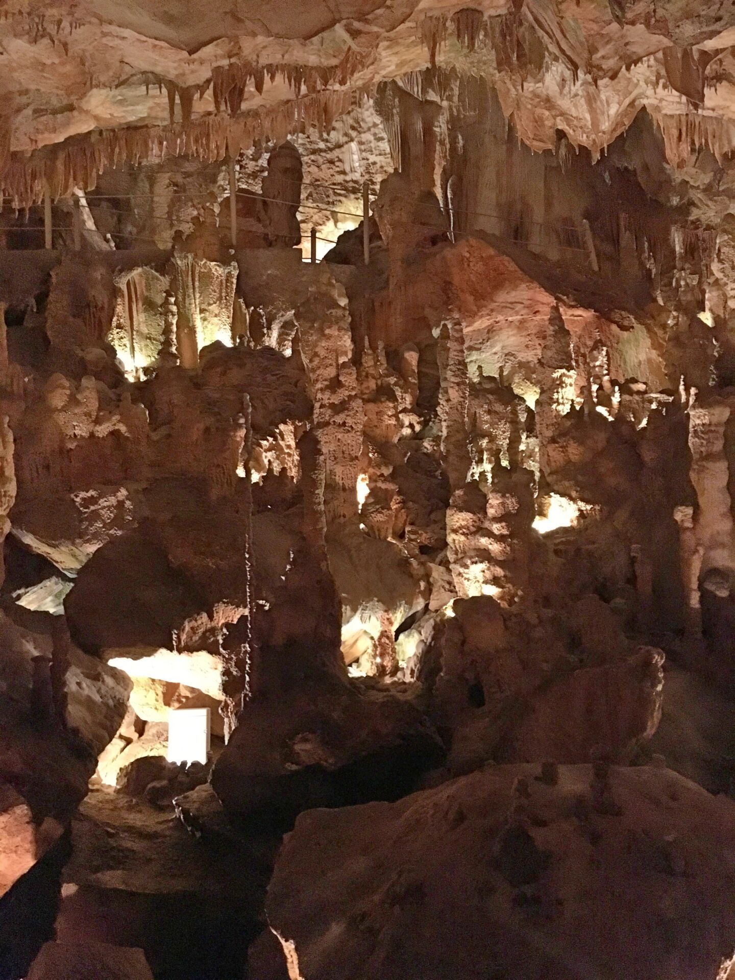 Inspirational - Grutas de Santo António