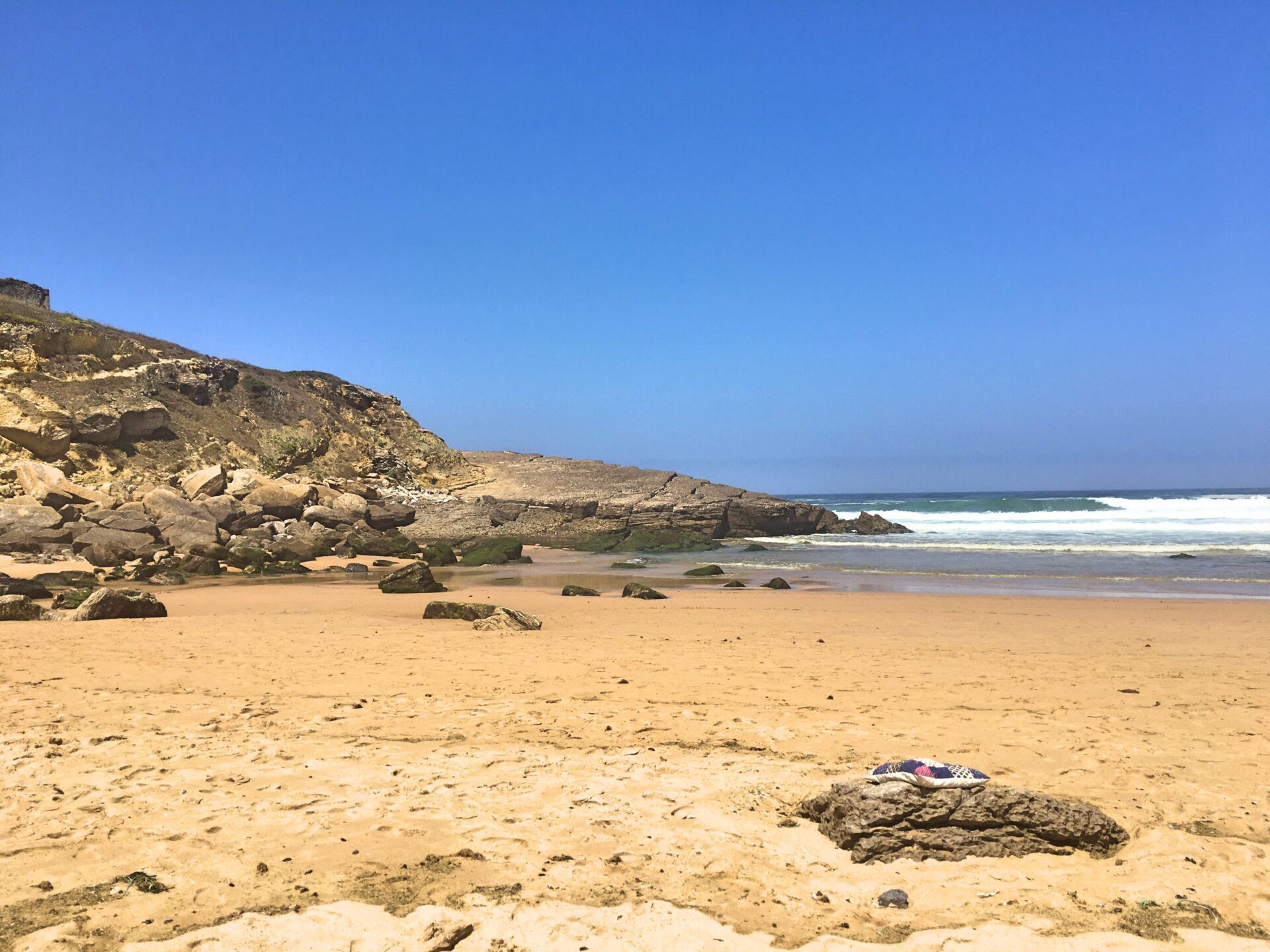 Praia das Maçãs beach