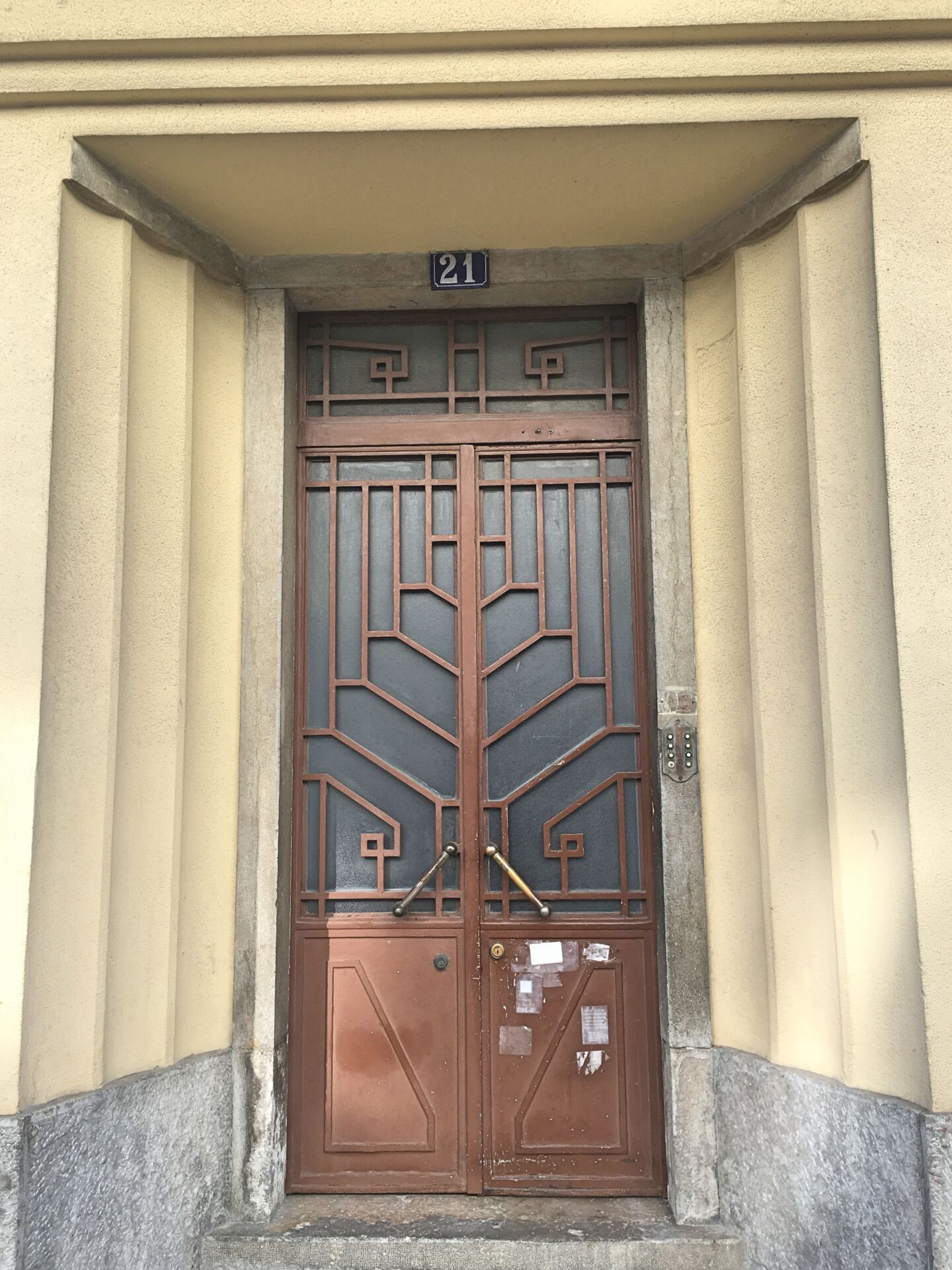 Portuguese door 12