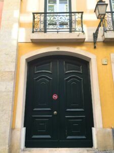 Portuguese door 23